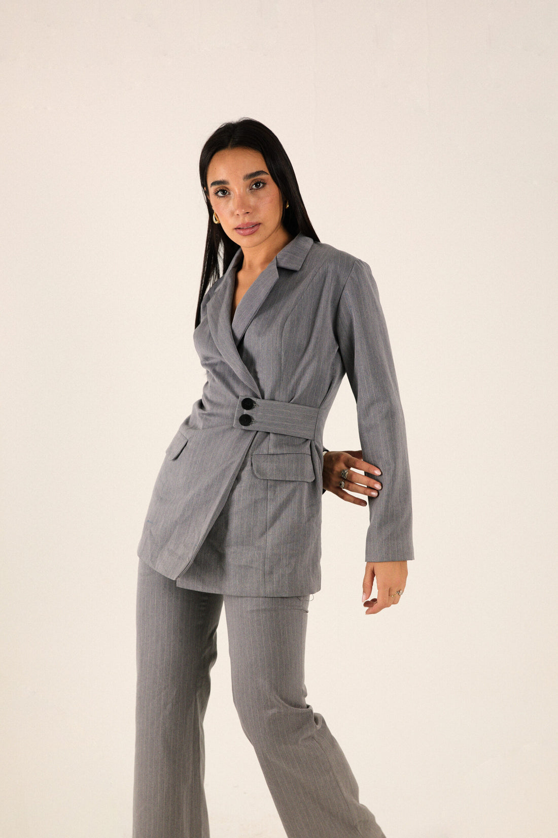 STRIPPED PANTS GREY